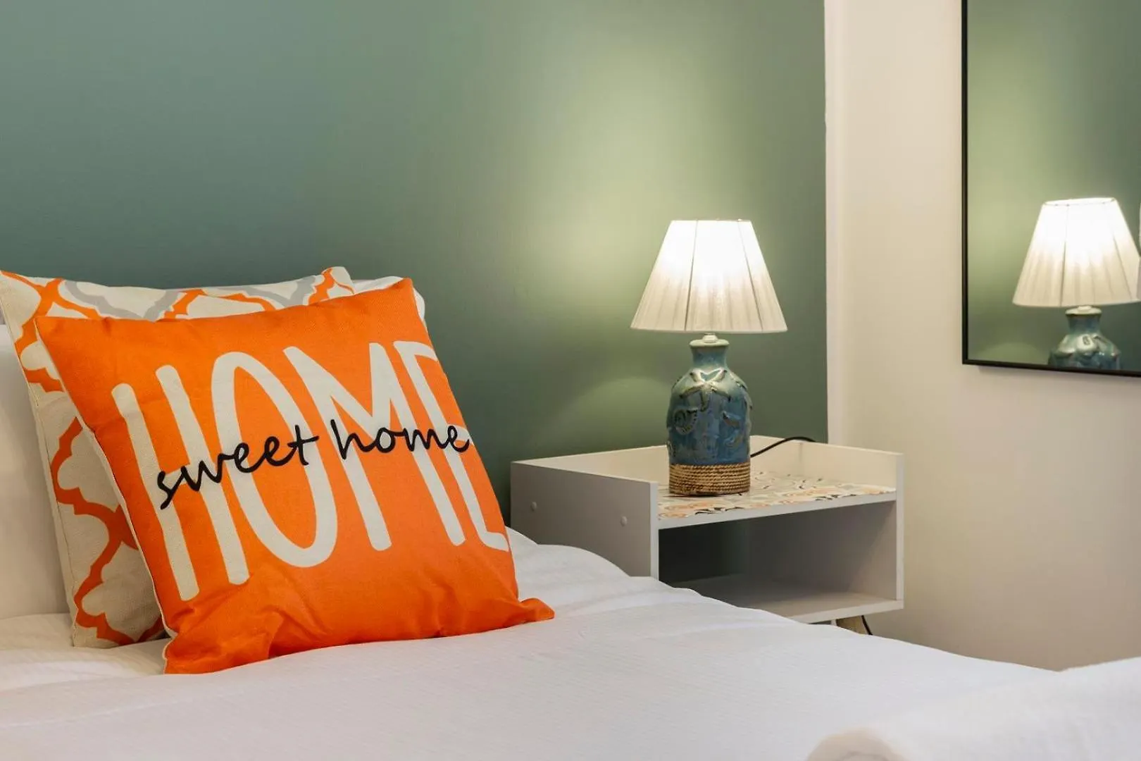 Como The Walls House A Pochi Passi Dal Centro Wi-Fi Ac Italie
